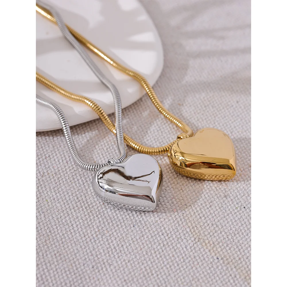 Large Puffed Heart Necklace